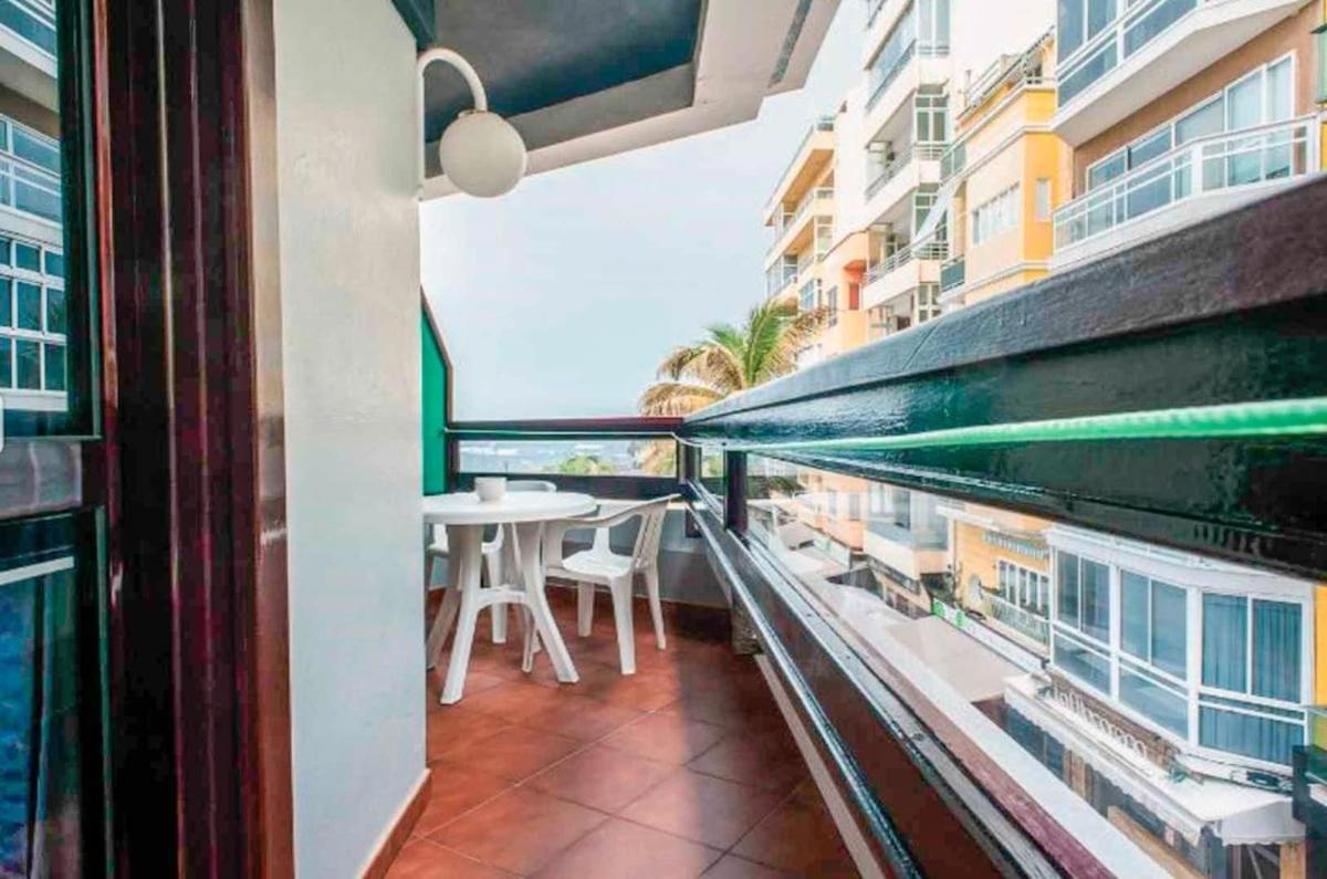 Apartamento Con Balcon En La Playa De Las Canteras Las Palmas de Gran Canaria Luaran gambar